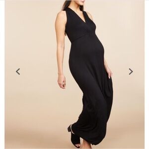 Motherhood Maternity | NWT Black Sleeveless Maxi Dress